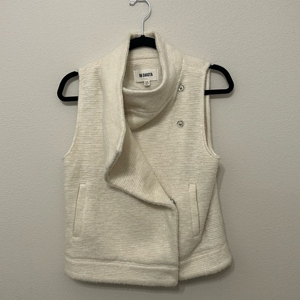 BB Dakota Vest